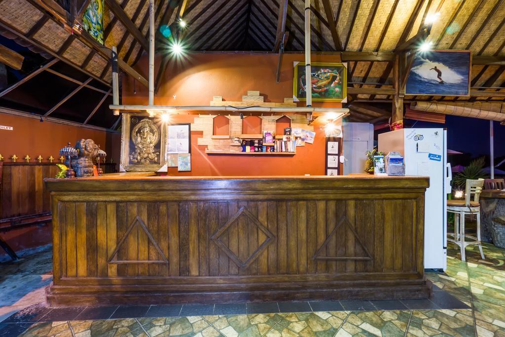 ホテル ザ ダフィッシュ セニンガン Ceningan Island エクステリア 写真