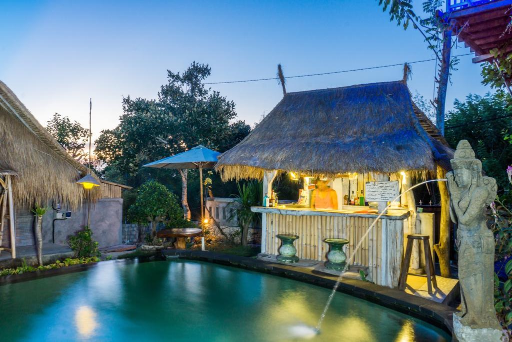 ホテル ザ ダフィッシュ セニンガン Ceningan Island エクステリア 写真