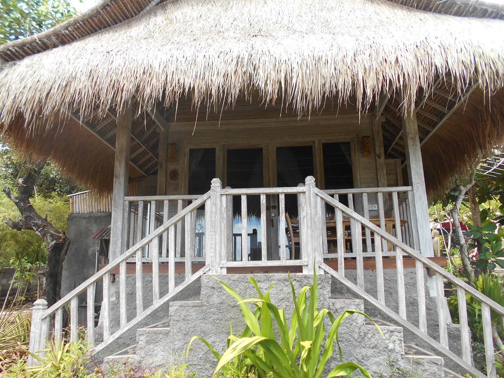ホテル ザ ダフィッシュ セニンガン Ceningan Island エクステリア 写真