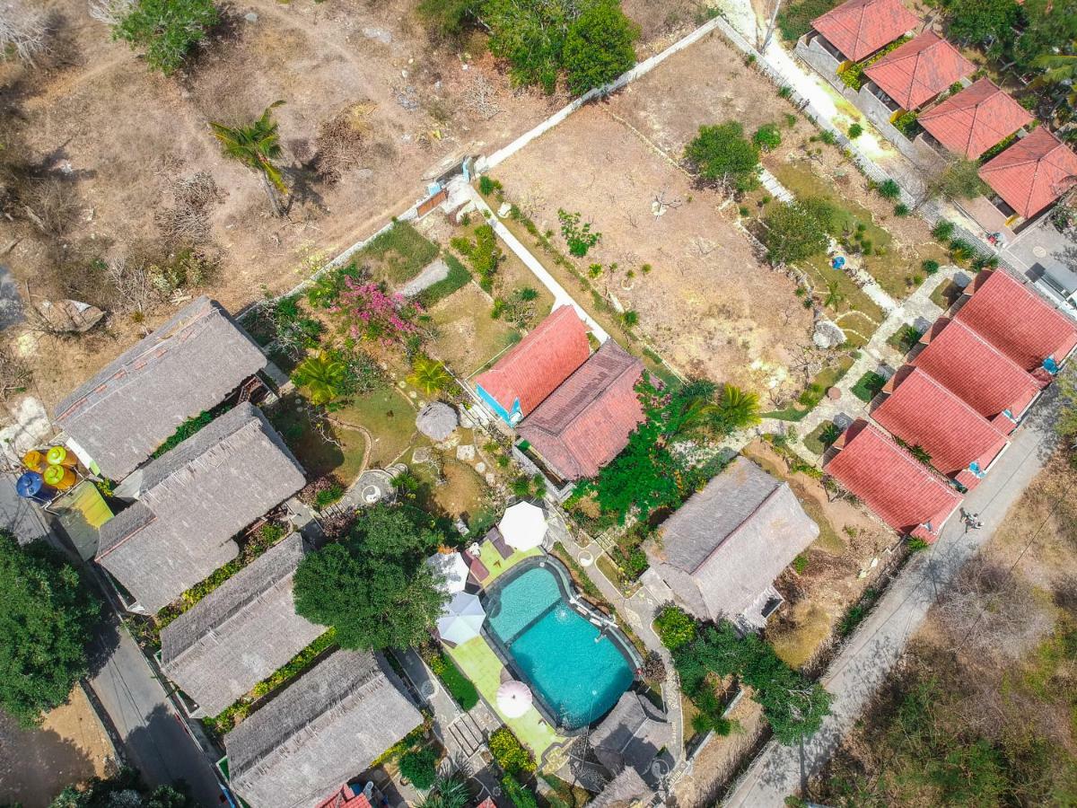 ホテル ザ ダフィッシュ セニンガン Ceningan Island エクステリア 写真